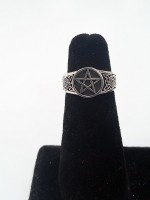 Pentagram Ring with Celtic Band
